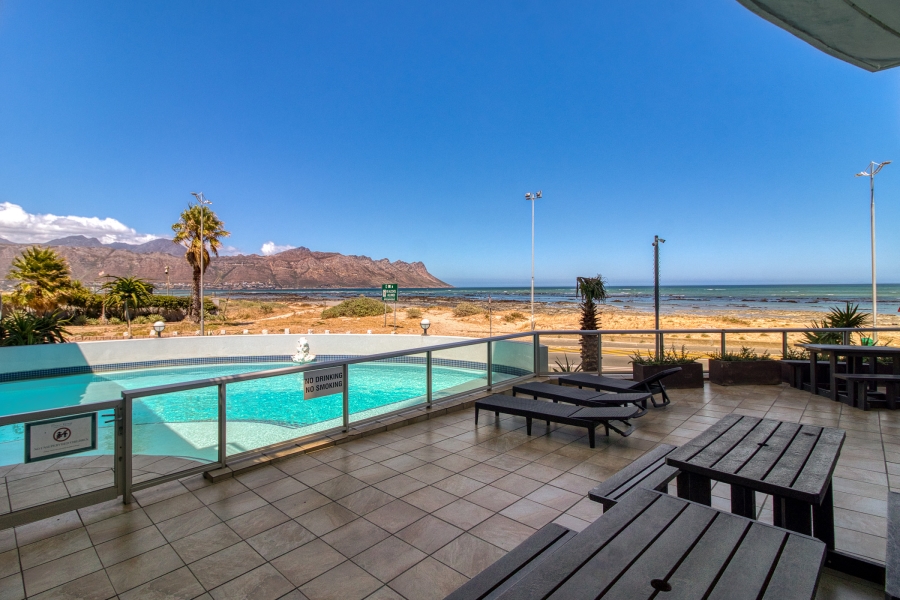 1 Bedroom Property for Sale in Strand South Western Cape